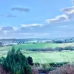 Private 3 Bedroom House Ideal For Family & Friends